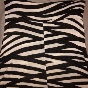 Cute black and white stripped maxi skirt